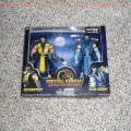 Burn11250-MK-Figures-Jazwares-Hot-Topic-Exclusive-Scorpion-Subzero