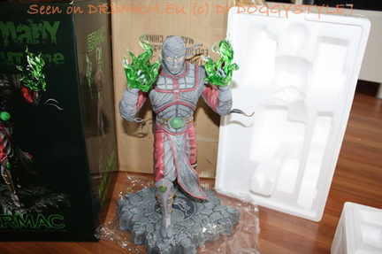 DrDMkM-Figures-2012-Sycocollectibles-Ermac-18-Inch-049
