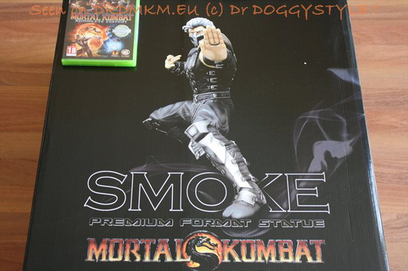 DrDMkM-Figures-2013-Sycocollectibles-Smoke-18-Inch-009