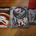 DrDMkM-Games-Sony-PS2-2006-NTSC-MK-Armageddon-Premium-Edition-SindelVsShaoKahn-002