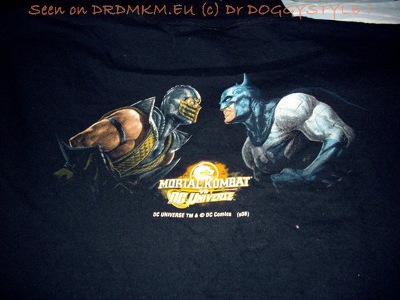 DrDMkM-T-Shirt-MK-vs-DC-Universe-Promo-Scorpion-Vs-Batman-003-Back
