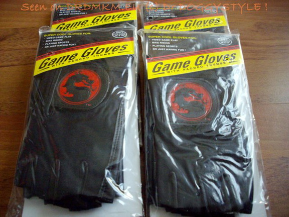 DrDMkM-Various-MK-Game-Gloves-001