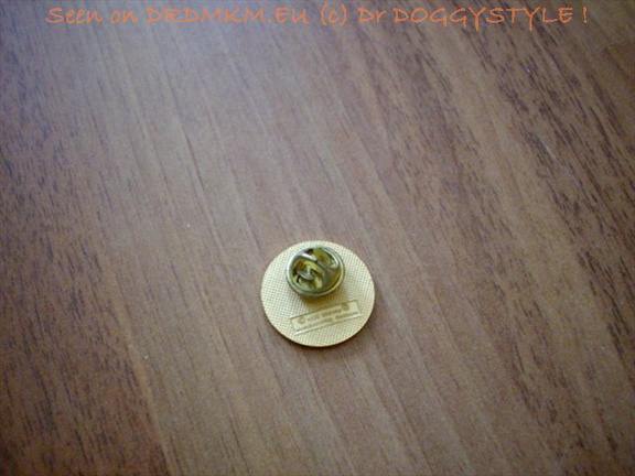 DrDMkM-Various-Pin-Gold-002