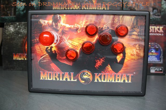 DrDMkM-Controllers-MK9-Custom-Shadaloo-Fight-Stick-003