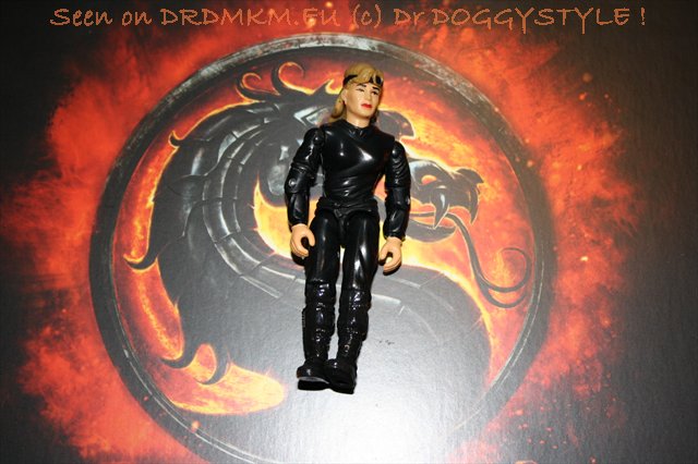 DrDMkM-Figures-1995-Hasbro-3.75inch-SpecialMovieEdition-SonyaBlade-005.jpg