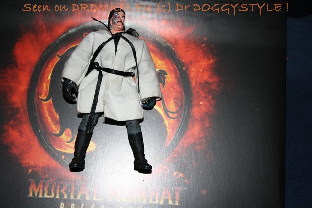 DrDMkM-Figures-1996-ToyIsland-4.75inch-Custom-Kano-001