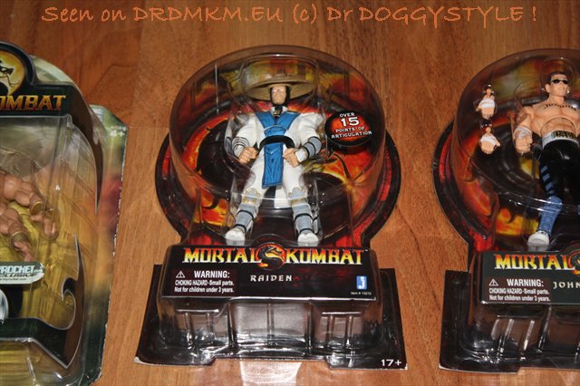 DrDMkM-Figures-2011-Jazwares-6Inch-Raiden-005.jpg