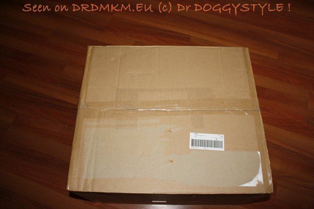 DrDMkM-Figures-2011-SideShowCollectible-PopCultureShock-16.5Inch-Scorpion-001.jpg