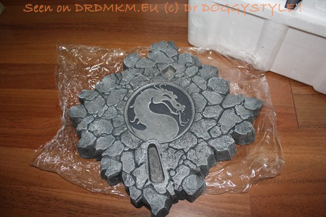 DrDMkM-Figures-2012-Sycocollectibles-Ermac-18-Inch-021.jpg