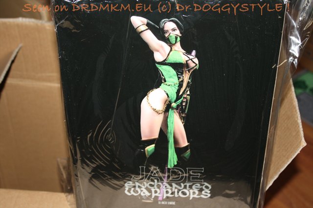 DrDMkM-Figures-2012-Sycocollectibles-Jade-10-Inch-005.jpg