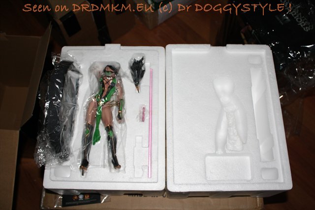 DrDMkM-Figures-2012-Sycocollectibles-Jade-10-Inch-012