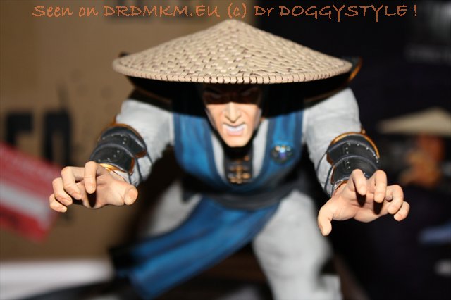 DrDMkM-Figures-2011-Sycocollectibles-Raiden-10-Inch-Exclusive-025.jpg
