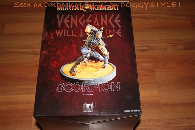 DrDMkM-Figures-2011-Sycocollectibles-Scorpion-10-Inch-Exclusive-003.jpg