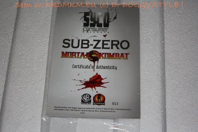 DrDMkM-Figures-2011-Sycocollectibles-Sub-Zero-10-Inch-Exclusive-009