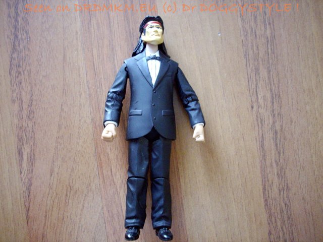 DrDMkM-Figures-Custom-Suit-Up-001.jpg