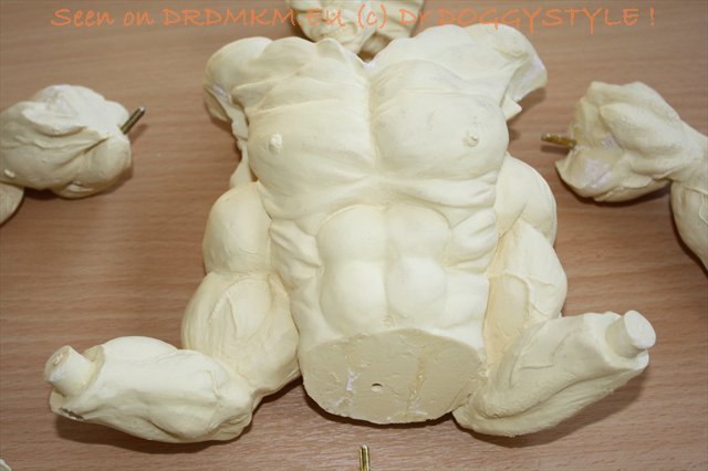 DrDMkM-Figures-Resin-Kit-Goro-Unpainted-012.jpg