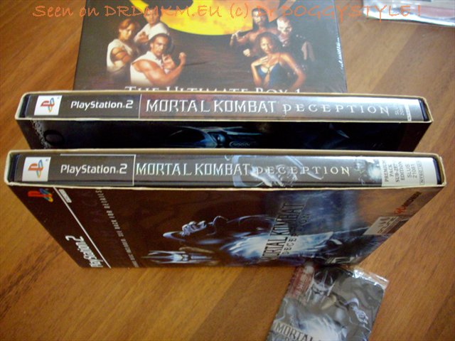 DrDMkM-Games-Sony-PS2-2004-NTSC-MK-Deception-Premium-Pack-Sub-Zero-002.jpg