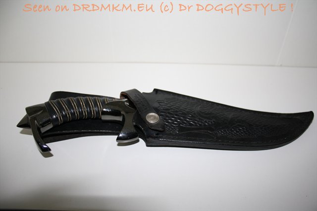 DrDMkM-Knife-Raptor-Original-001.jpg