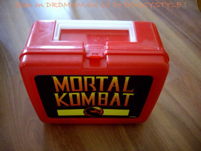 DrDMkM-Lunchboxes-Thermos-002.jpg