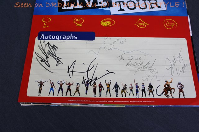 DrDMkM-Magazine-Live-Tour-Collectible-Tourbook-010.jpg