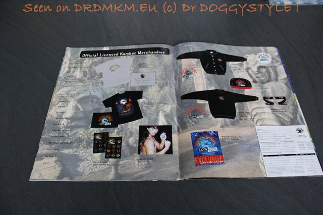DrDMkM-Magazine-Live-Tour-Collectible-Tourbook-015