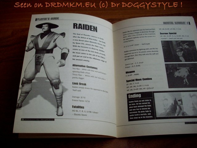 DrDMkM-Magazines-Playstation-Solution-Issue-26-MK4-Fighterguide-012.jpg