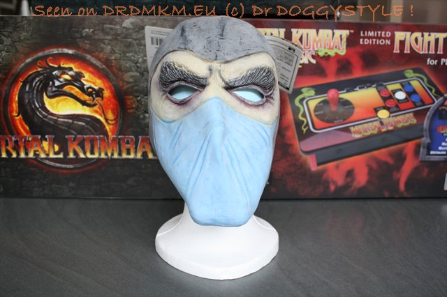 DrDMkM-Mask-MK1-Sub-Zero-001.jpg