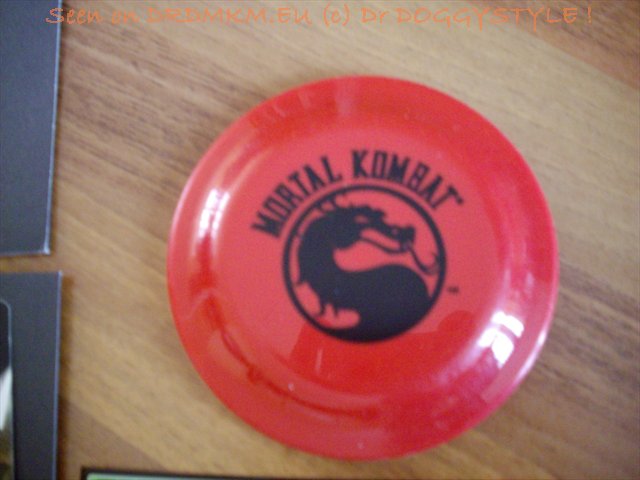 DrDMkM-Promo-Frisbee-001.jpg