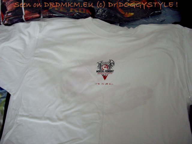 DrDMkM-T-Shirt-Promo-Deadly-Alliance-White-001-Front