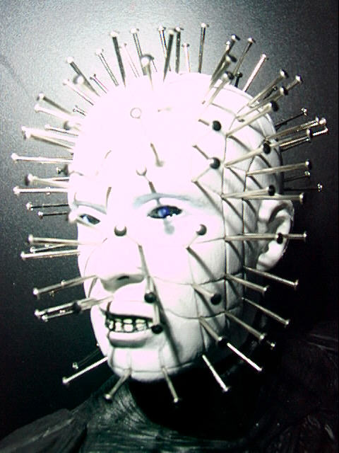 Pinhead 8.jpg (56809 bytes)